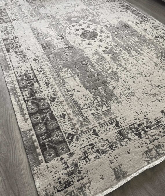 ANTIQUE WOOL RUG – BEIGE GREY