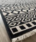 DIAMOND WOOL RUG - BLACK