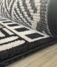 DIAMOND WOOL RUG - BLACK