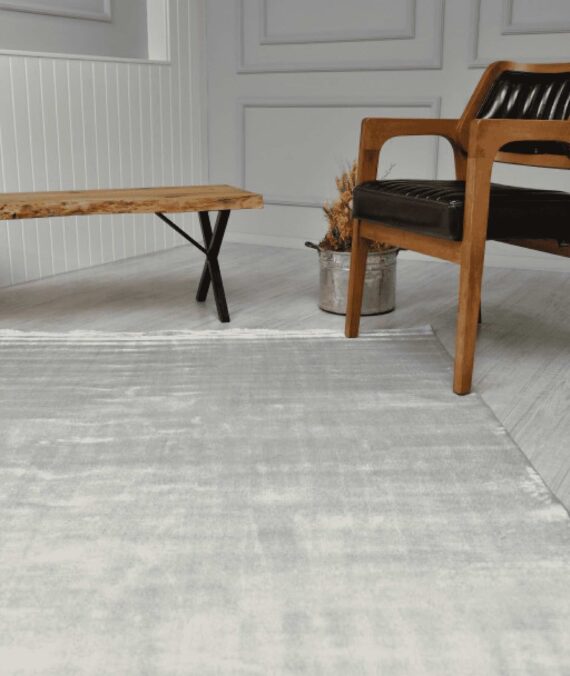 PLAIN BAMBOO SILK RUG – WARM GREY